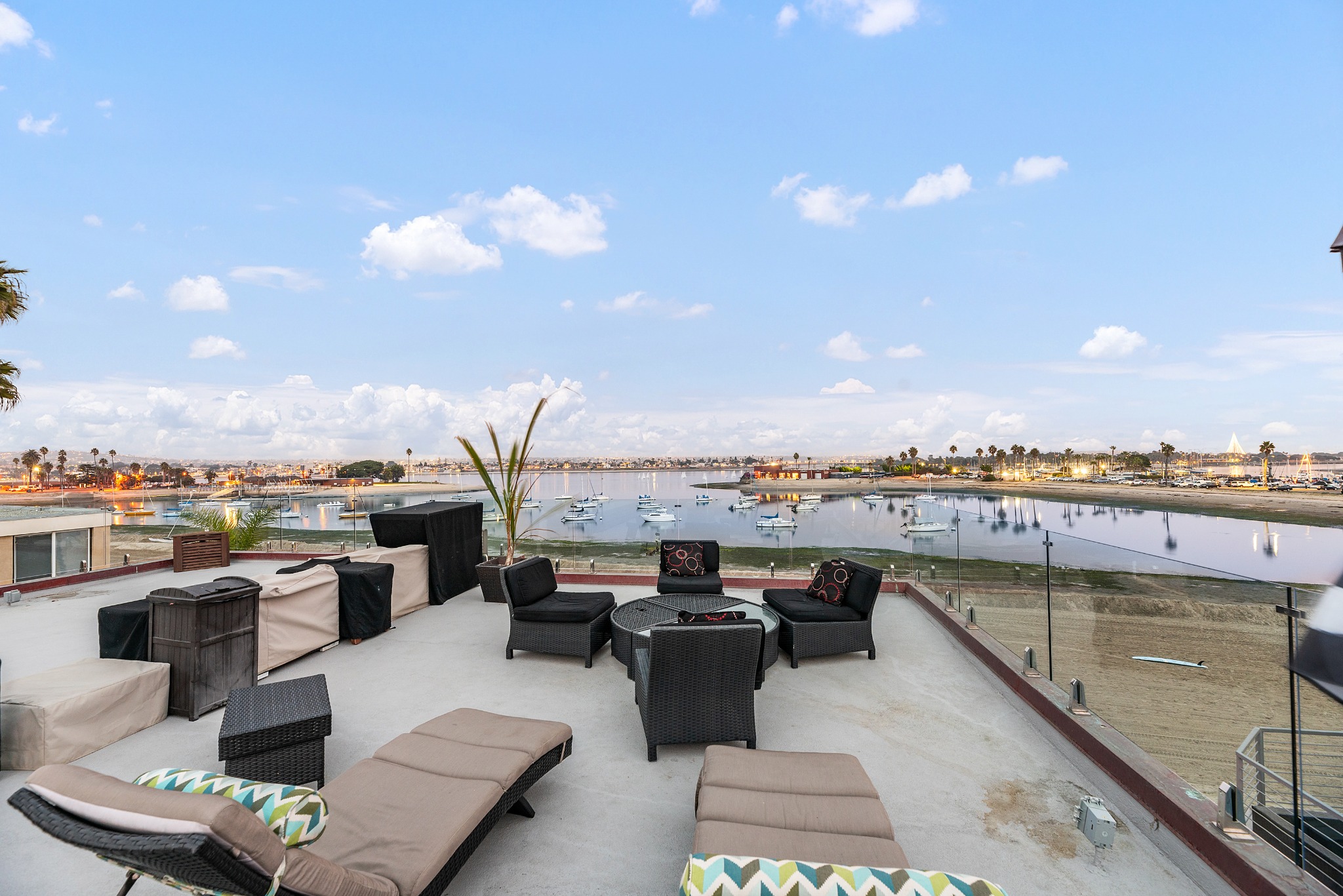 Bayside rooftop terrace overlooking boats on Mission Bay